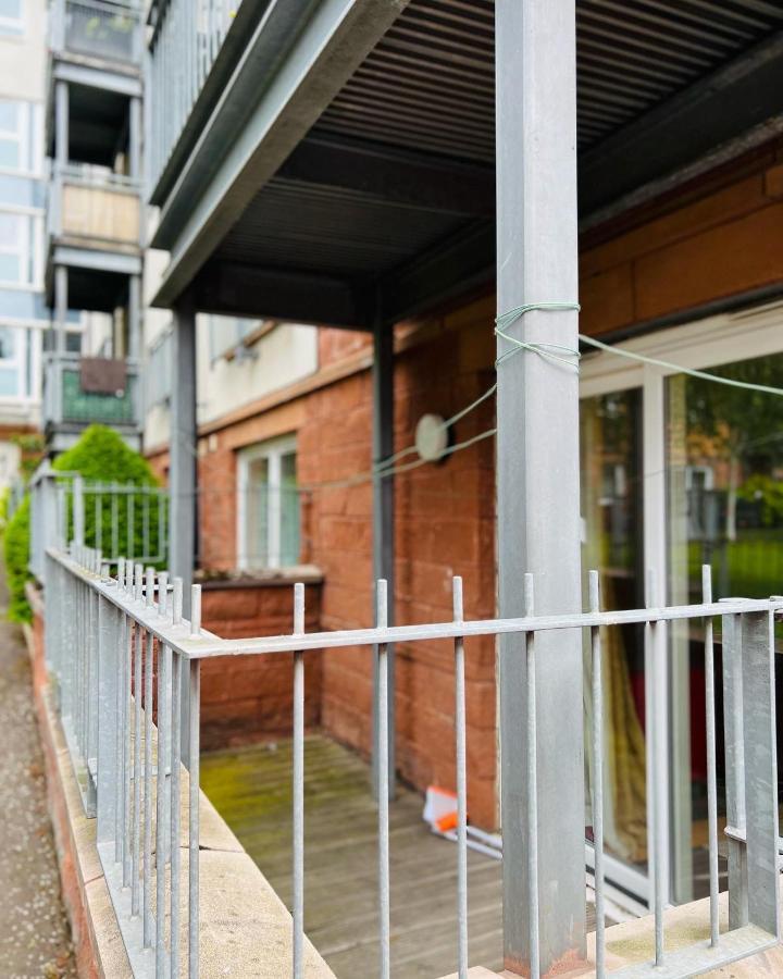 Modern 2Bed 2Bath Ground Floor Apartment Edinburgh Exterior foto